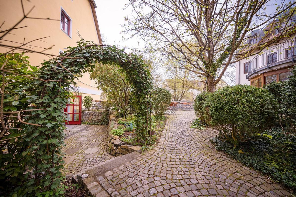 Brauereigasthof-Jakob Nittenau Exterior foto